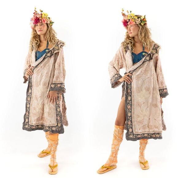 NWT Magnolia Pearl Danji Kimono Floral Embroidered Pink Beige Jacket One Size